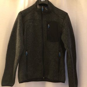 Men’s grey jacket